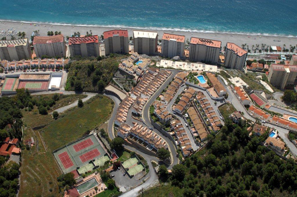 Casas Adosadas Lambda Альмуньекар Экстерьер фото